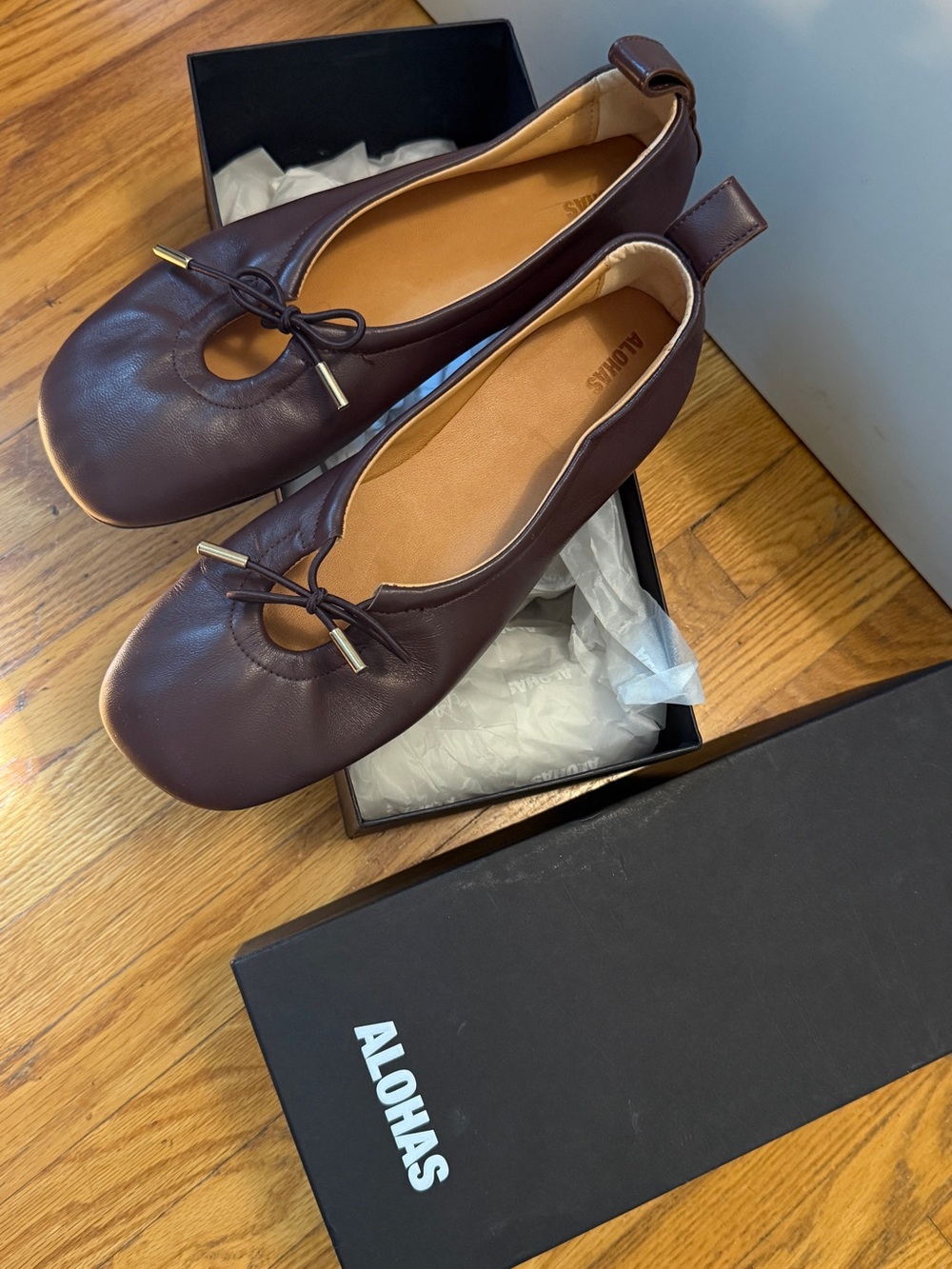 ALOHA S Women's Dark Brown Leather Ballet Flats with Bow Accents